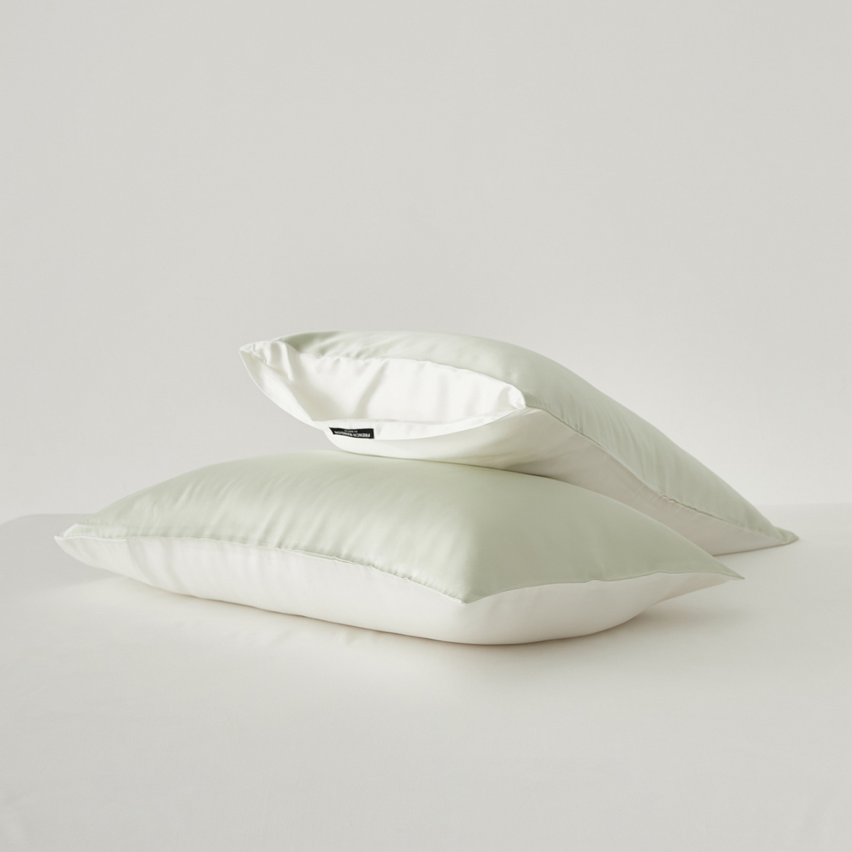 91家纺网 家纺一手货源 找家纺 EH家居 2026春夏新款简约纯色天丝单品枕套（AB版）（被套同款） 仲夏-星河青