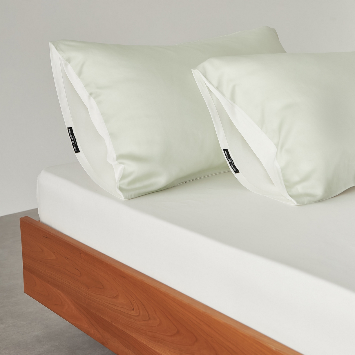 91家纺网 家纺一手货源 找家纺 EH家居 2026春夏新款简约纯色天丝单品枕套（AB版）（被套同款） 仲夏-星河青