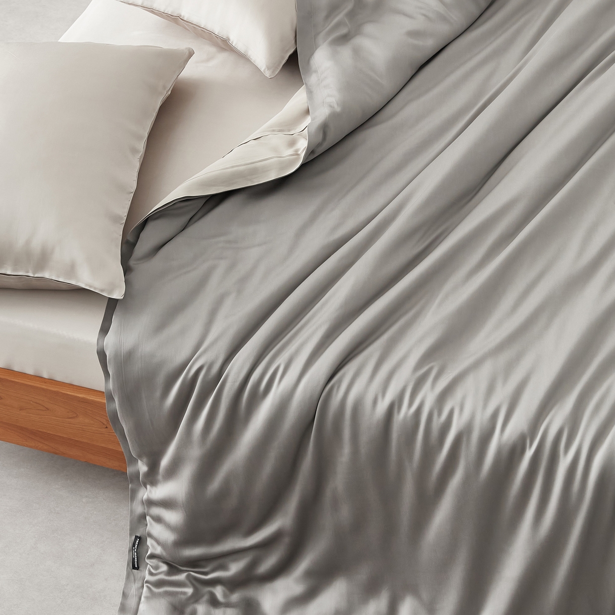 91家纺网 家纺一手货源 找家纺 EH家居 2026春夏新款简约纯色天丝单品被套 仲夏-月影灰