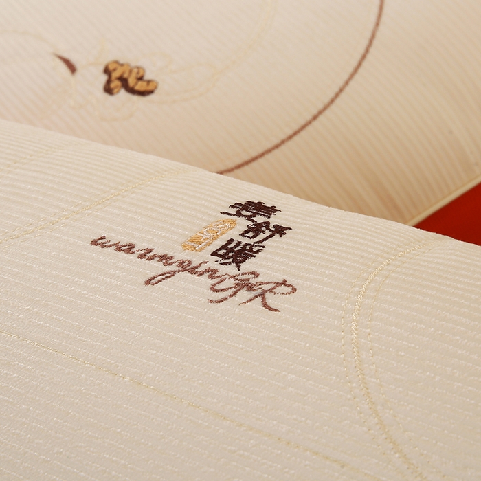 91家纺网 家纺一手货源 找家纺 浩宇家纺 2026新款雪尼绒枕头枕芯单人刺绣护颈枕成人家用舒适款6304 姜舒暖-立体白色