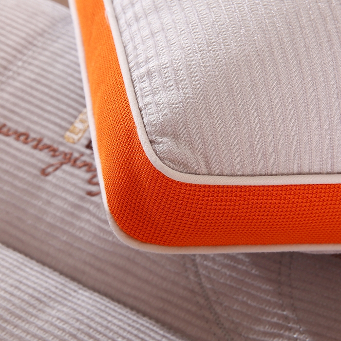 91家纺网 家纺一手货源 找家纺 浩宇家纺 2026新款雪尼绒枕头枕芯单人刺绣护颈枕成人家用舒适定型款6305 姜舒暖-分区灰色