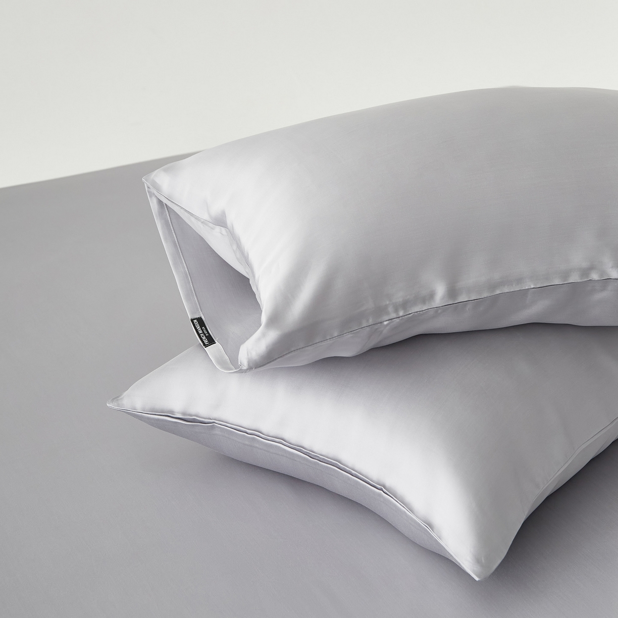 EH家居 2026春夏新款简约纯色天丝单品枕套（AA版）（床单床笠同款） 丁香灰
