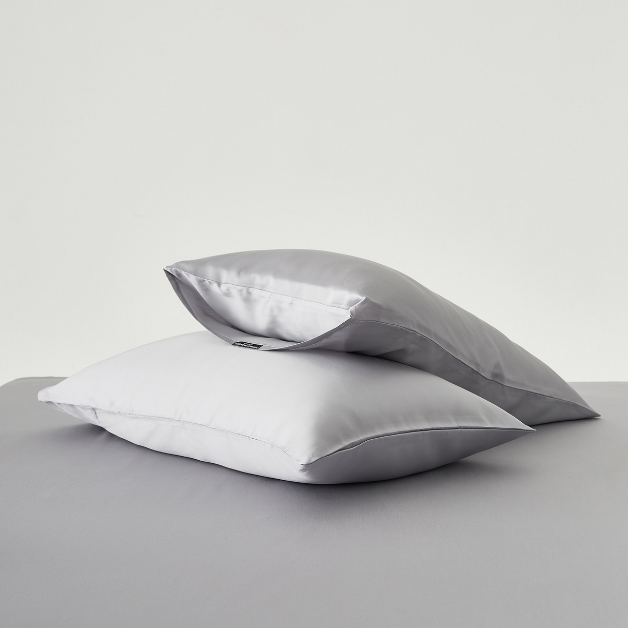 91家纺网 家纺一手货源 找家纺 EH家居 2026春夏新款简约纯色天丝单品枕套（AA版）（床单床笠同款） 丁香灰