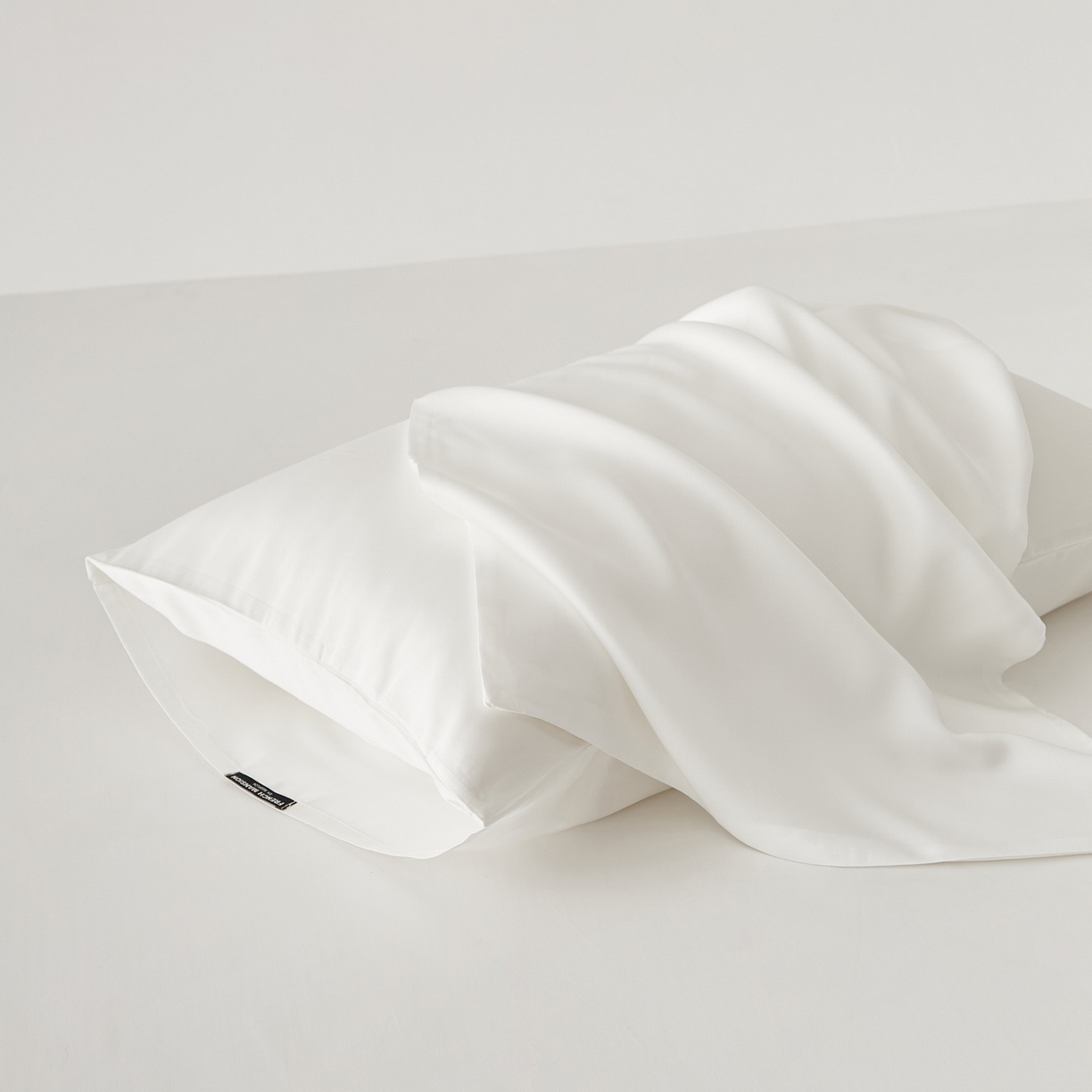 91家纺网 家纺一手货源 找家纺 EH家居 2026春夏新款简约纯色天丝单品枕套（AA版）（床单床笠同款） 贵族白