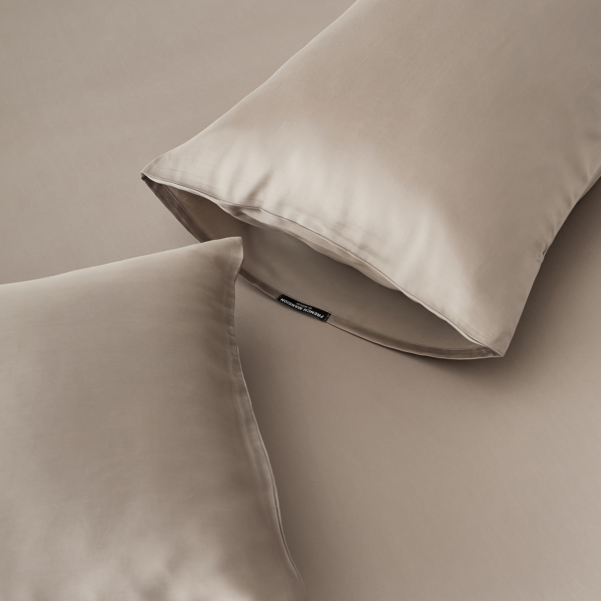 91家纺网 家纺一手货源 找家纺 EH家居 2026春夏新款简约纯色天丝单品枕套（AA版）（床单床笠同款） 姜饼棕
