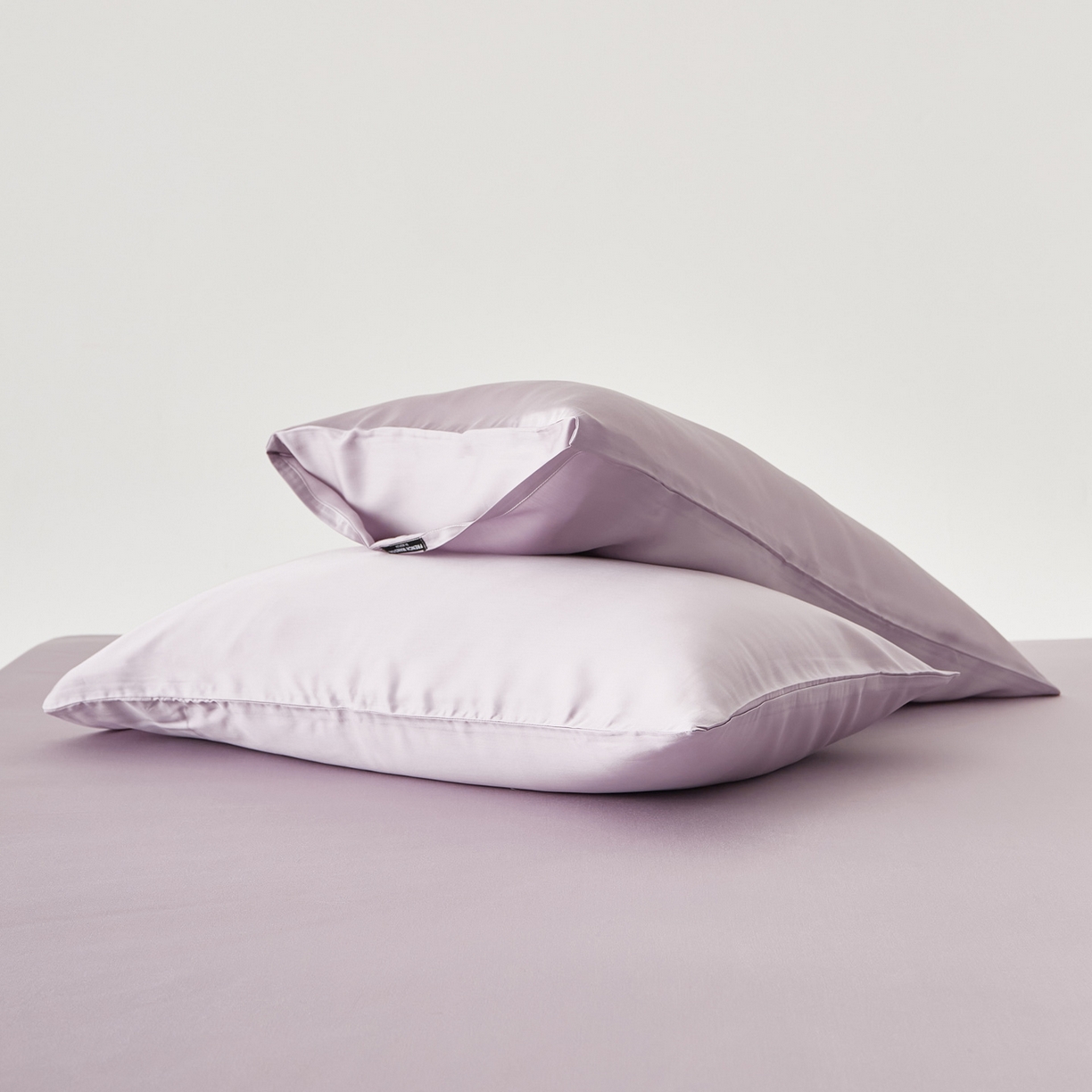 91家纺网 家纺一手货源 找家纺 EH家居 2026春夏新款简约纯色天丝单品枕套（AA版）（床单床笠同款） 柔紫色