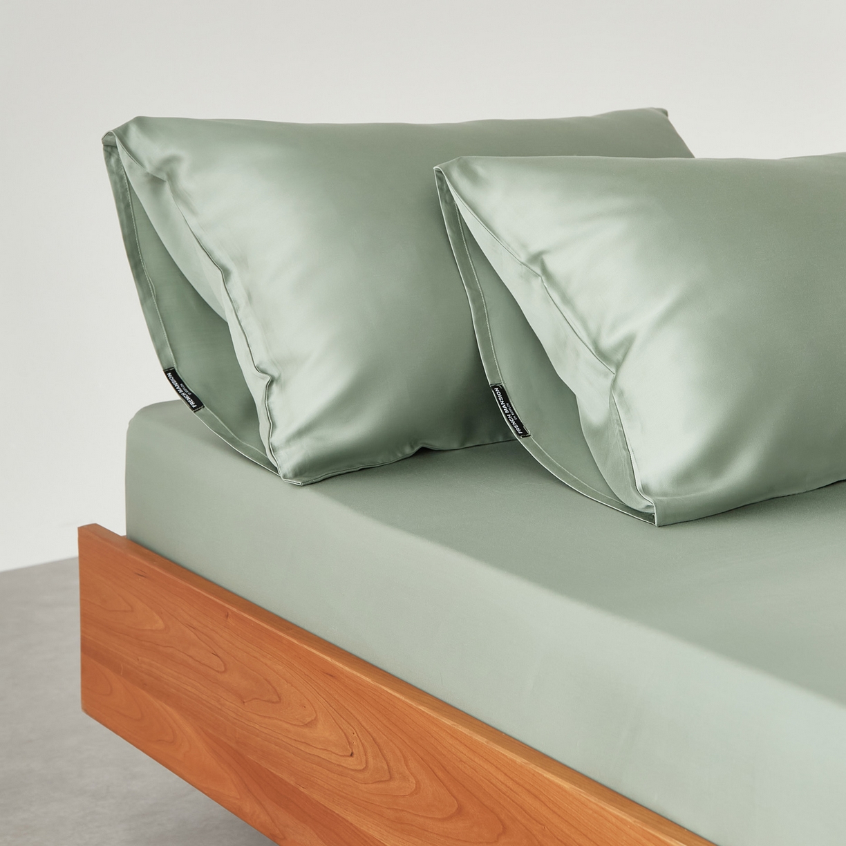 91家纺网 家纺一手货源 找家纺 EH家居 2026春夏新款简约纯色天丝单品枕套（AA版）（床单床笠同款） 松香绿