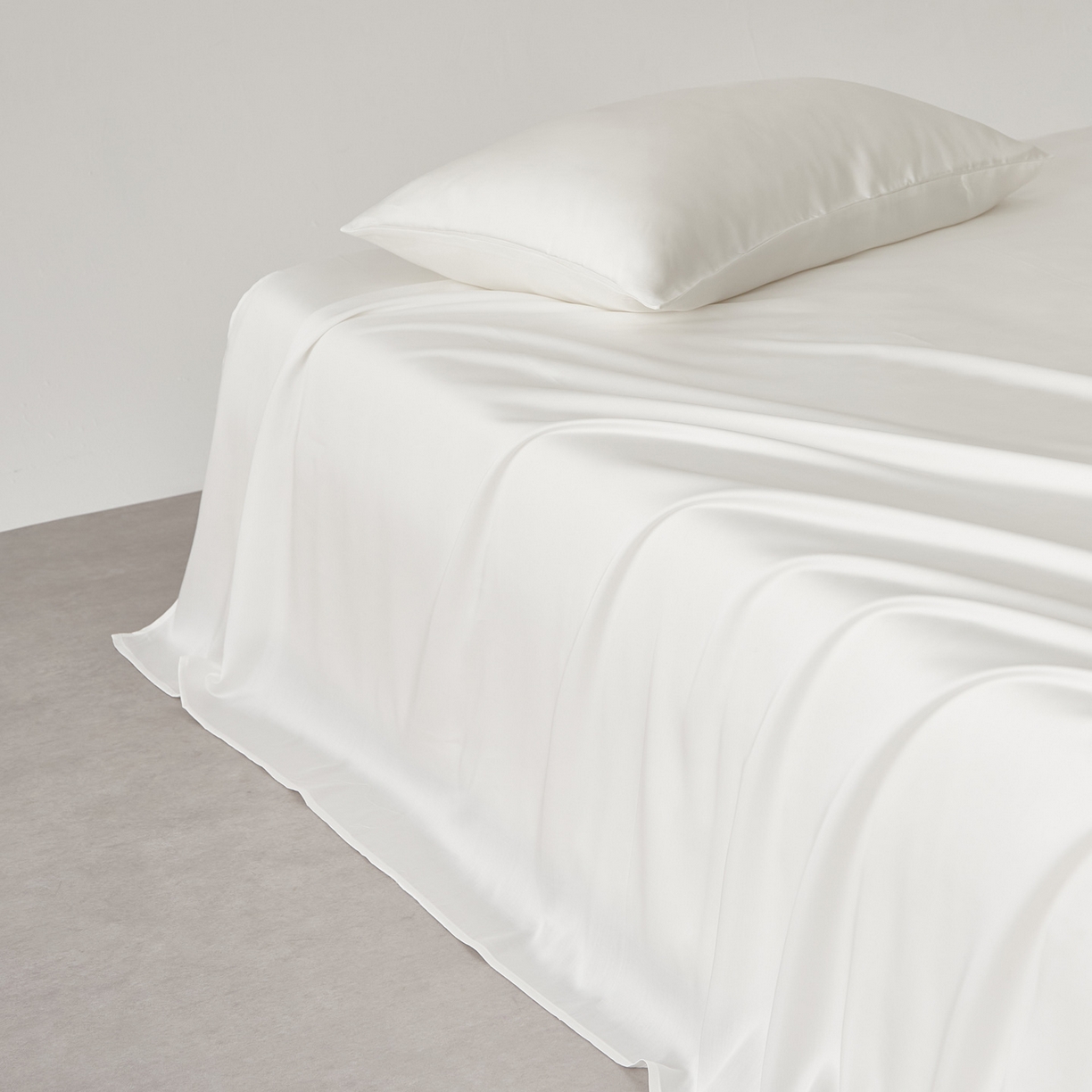 EH家居 2026春夏新款简约纯色天丝单品床单 贵族白