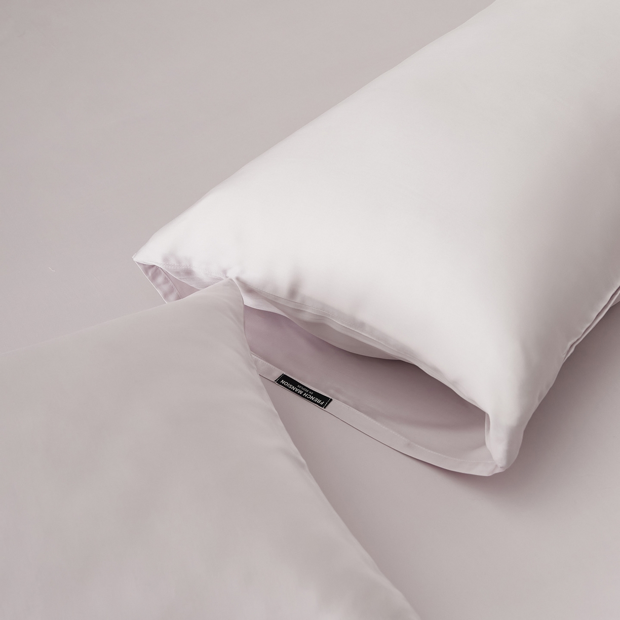 91家纺网 家纺一手货源 找家纺 EH家居 2026春夏新款简约纯色天丝单品枕套（AA版）（床单床笠同款） 月见粉