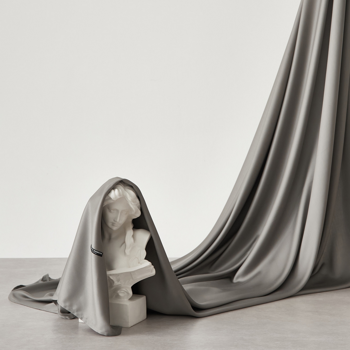 91家纺网 家纺一手货源 找家纺 EH家居 2026春夏新款简约纯色天丝单品床单 破晓深灰