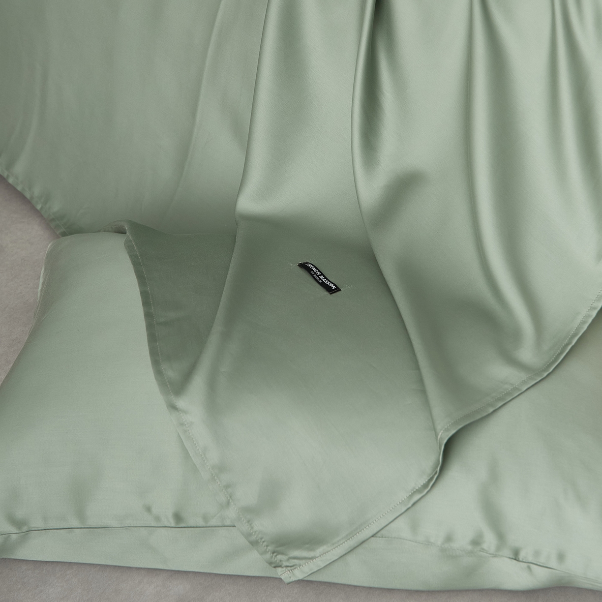 91家纺网 家纺一手货源 找家纺 EH家居 2026春夏新款简约纯色天丝单品床单 松香绿