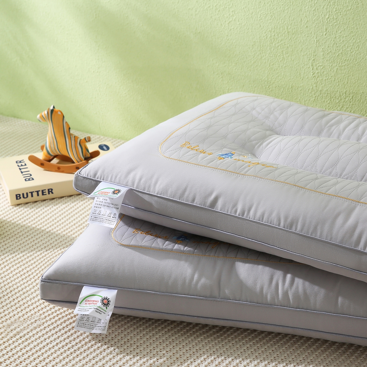 91家纺网 家纺一手货源 找家纺 浩宇家纺 2026新款枕头枕芯步步高升枕刺绣护颈枕学生宿舍舒适定型款6307 步步高升枕-星灰