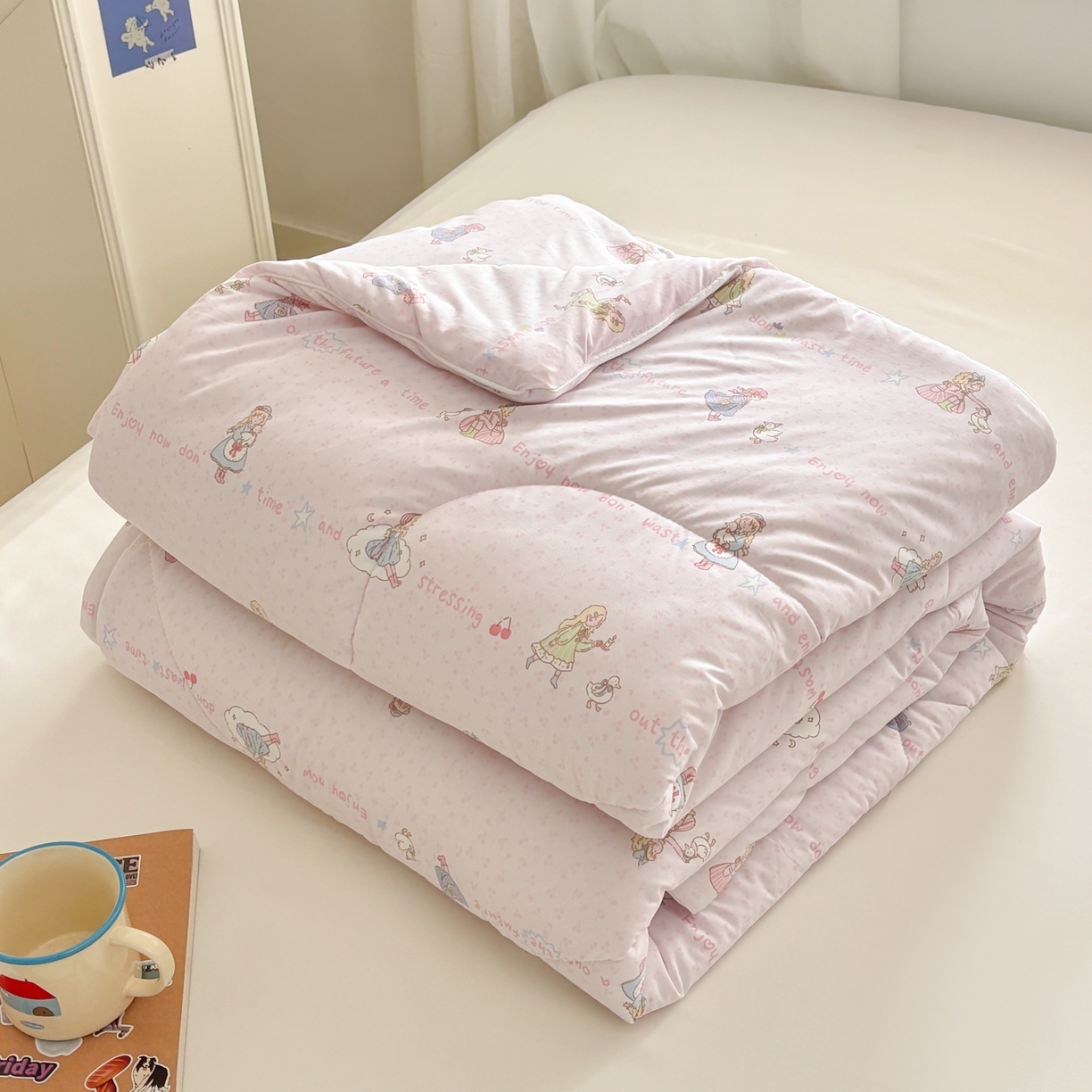 91家纺网 家纺一手货源 找家纺 益多眠 【同款超低价】2026新款锦氨夏凉被凉感丝夏被空调被单人夏被自带凉感冰丝夏被【四周踩棉】 粉裙女孩