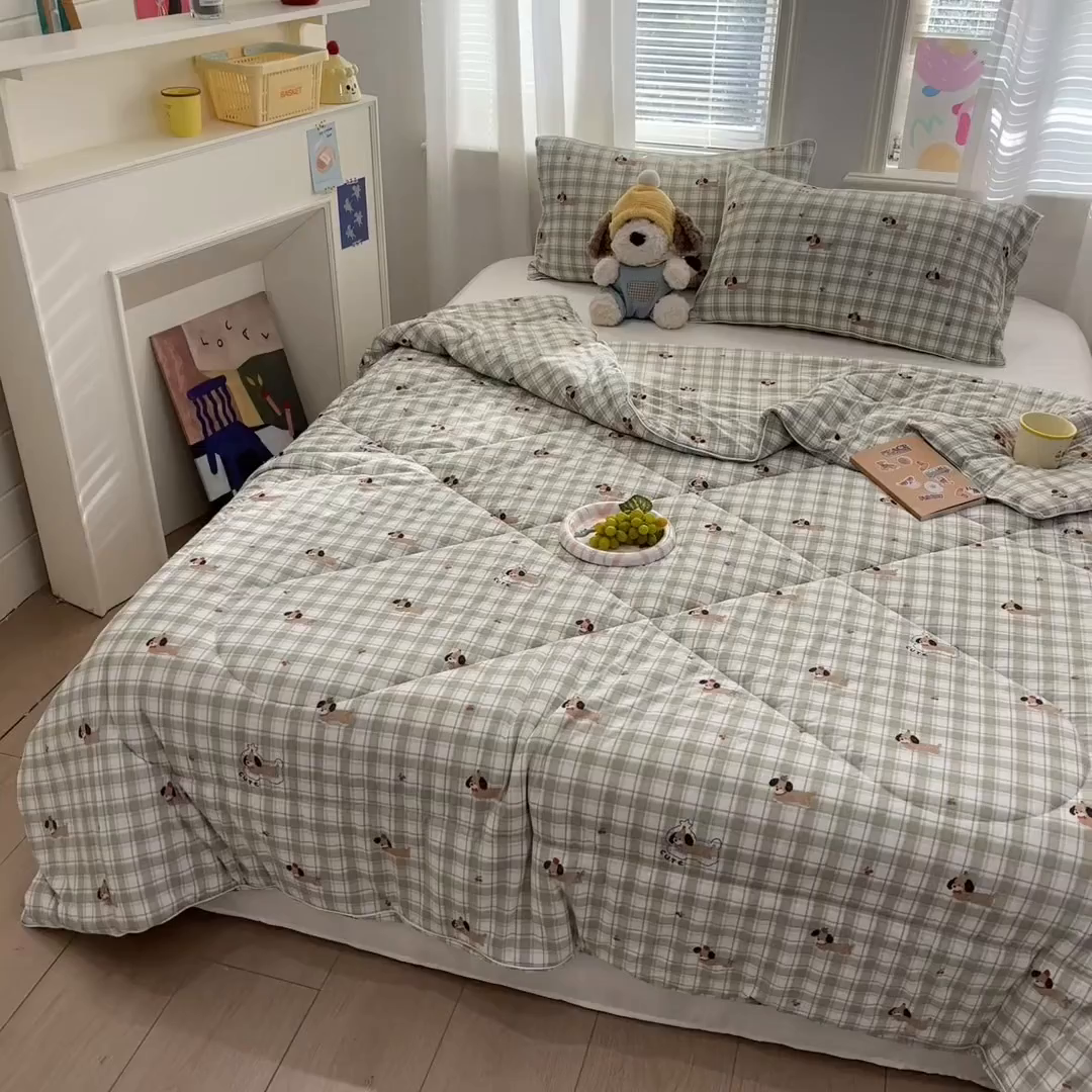 91家纺网 家纺一手货源 找家纺 益多眠 【同款超低价】2026新款锦氨夏凉被凉感丝夏被空调被单人夏被自带凉感冰丝夏被【四周踩棉】 格子小狗