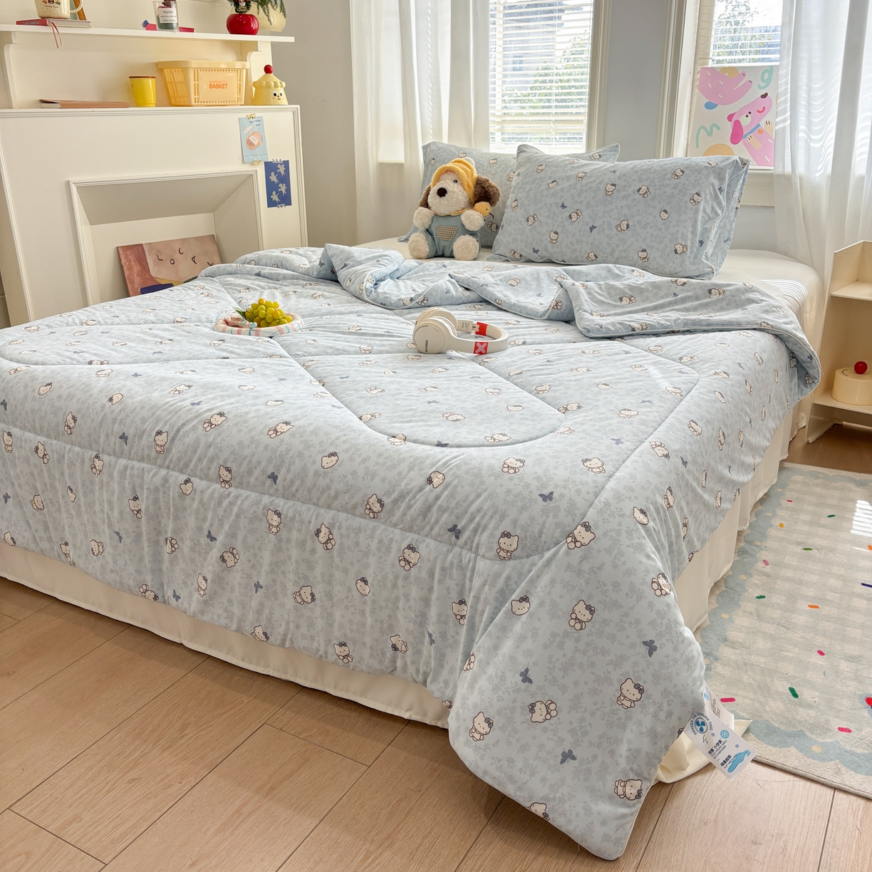 91家纺网 家纺一手货源 找家纺 益多眠 【同款超低价】2026新款锦氨夏凉被凉感丝夏被空调被单人夏被自带凉感冰丝夏被【四周踩棉】 奶蓝小猫