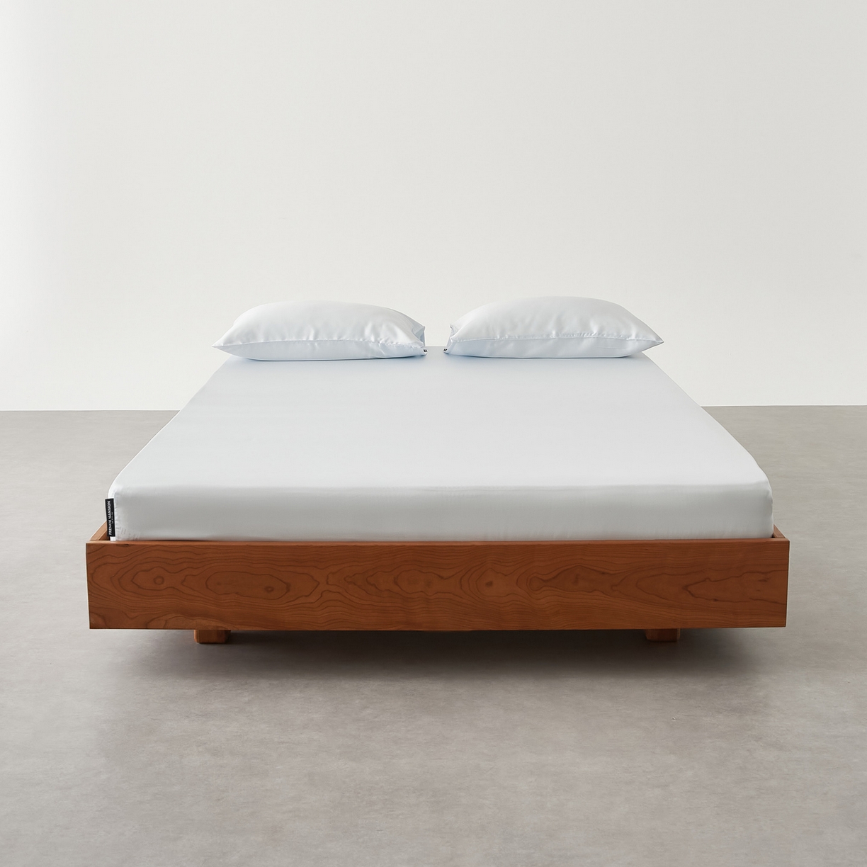 91家纺网 家纺一手货源 找家纺 EH家居 2026春夏新款简约纯色天丝单品床笠 云岚色