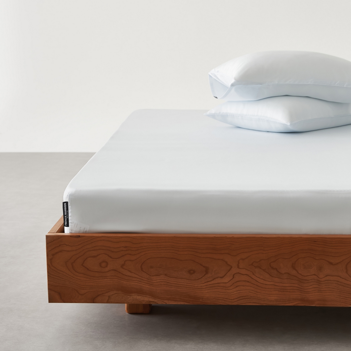 91家纺网 家纺一手货源 找家纺 EH家居 2026春夏新款简约纯色天丝单品床笠 云岚色