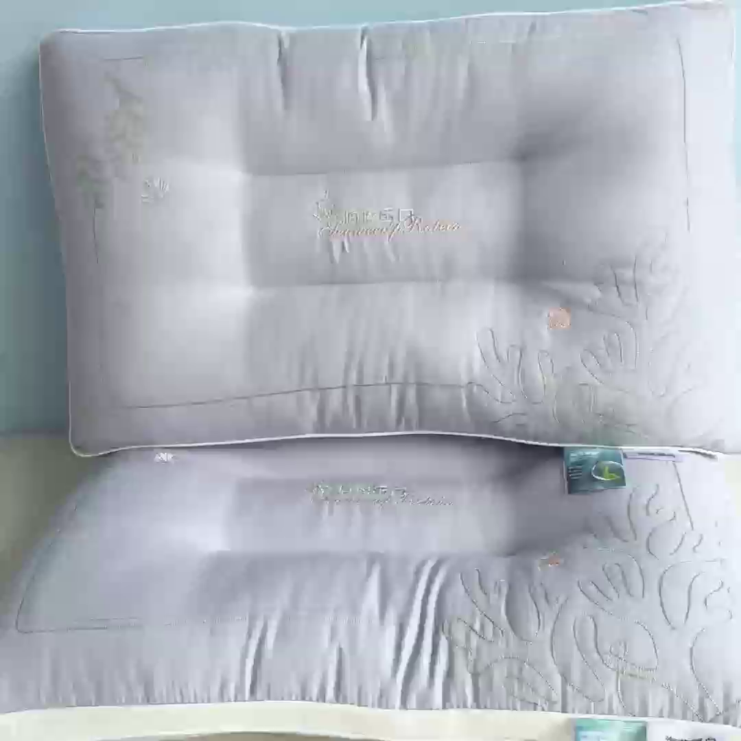 91家纺网 家纺一手货源 找家纺 浩宇家纺 2026新款刺绣款超柔软枕头枕芯成人家用舒适定型护颈款6312 兰灰