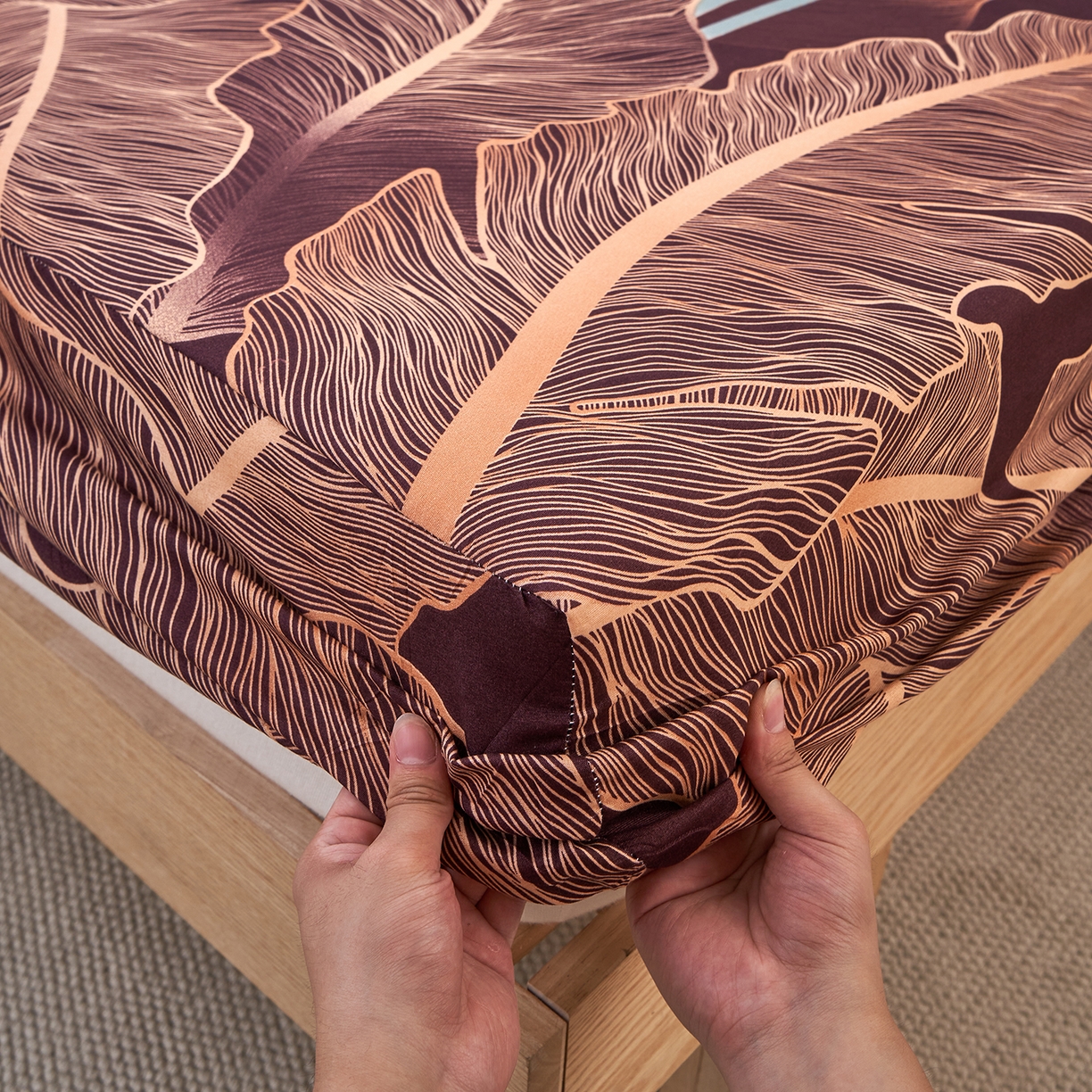 91家纺网 家纺一手货源 找家纺 馨乐家纺 2026新款亲肤舒适印花单床笠 芳草天涯