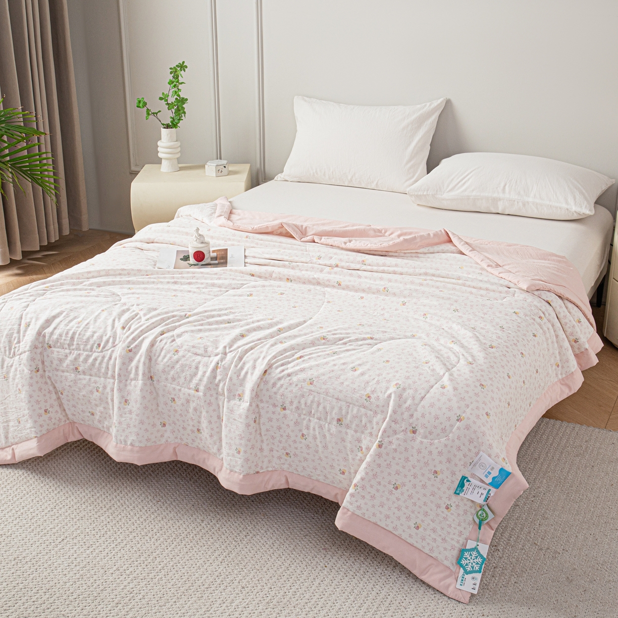 91家纺网 家纺一手货源 找家纺 亿莱鑫 2026新款时尚优棉夏被夏凉被空调被 观上月白