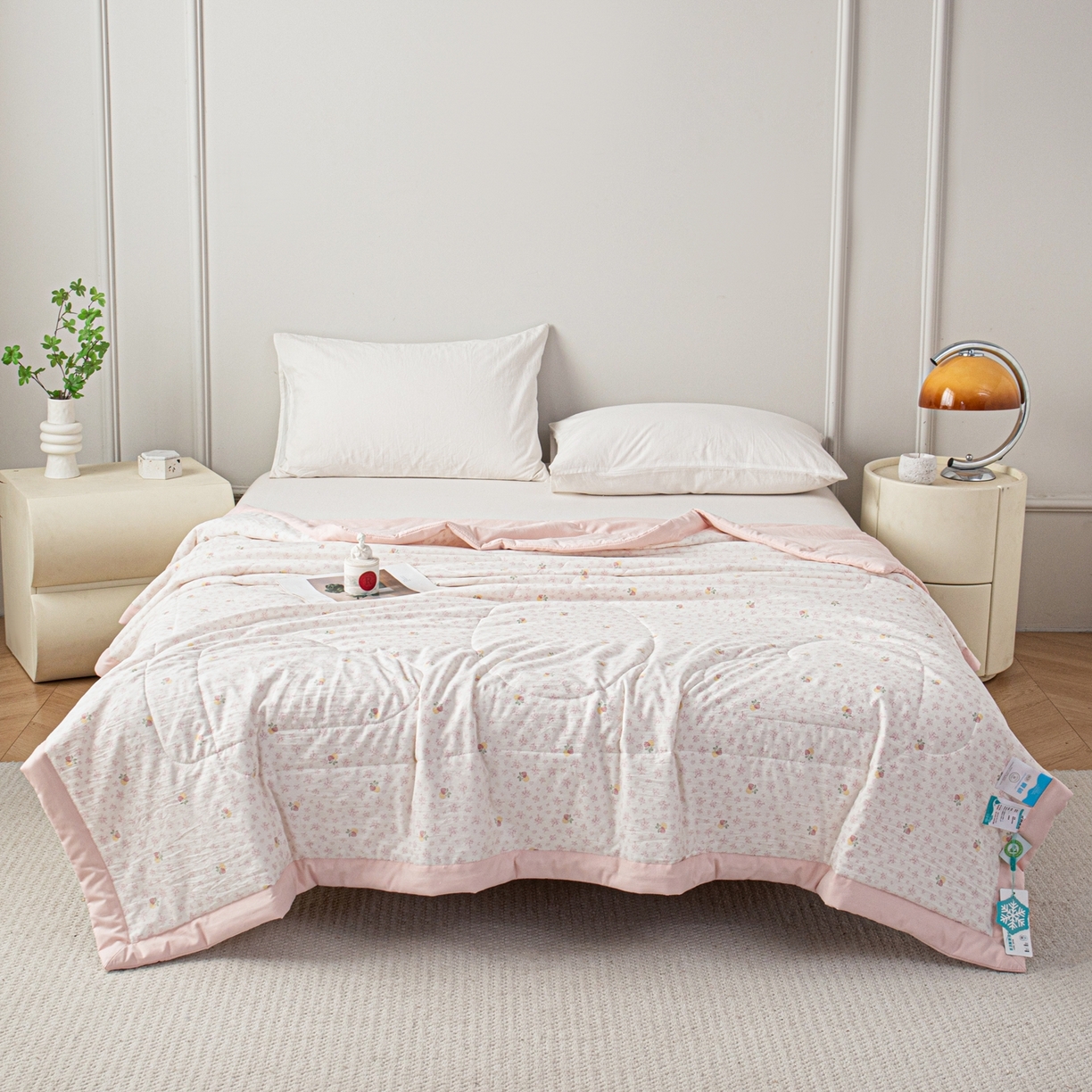 91家纺网 家纺一手货源 找家纺 亿莱鑫 2026新款时尚优棉夏被夏凉被空调被 观上月白