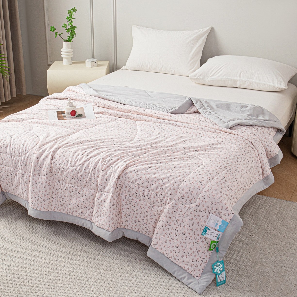 91家纺网 家纺一手货源 找家纺 亿莱鑫 2026新款时尚优棉夏被夏凉被空调被 花间令