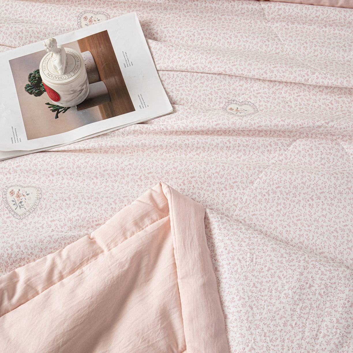 91家纺网 家纺一手货源 找家纺 亿莱鑫 2026新款时尚优棉夏被夏凉被空调被 花漾星辰