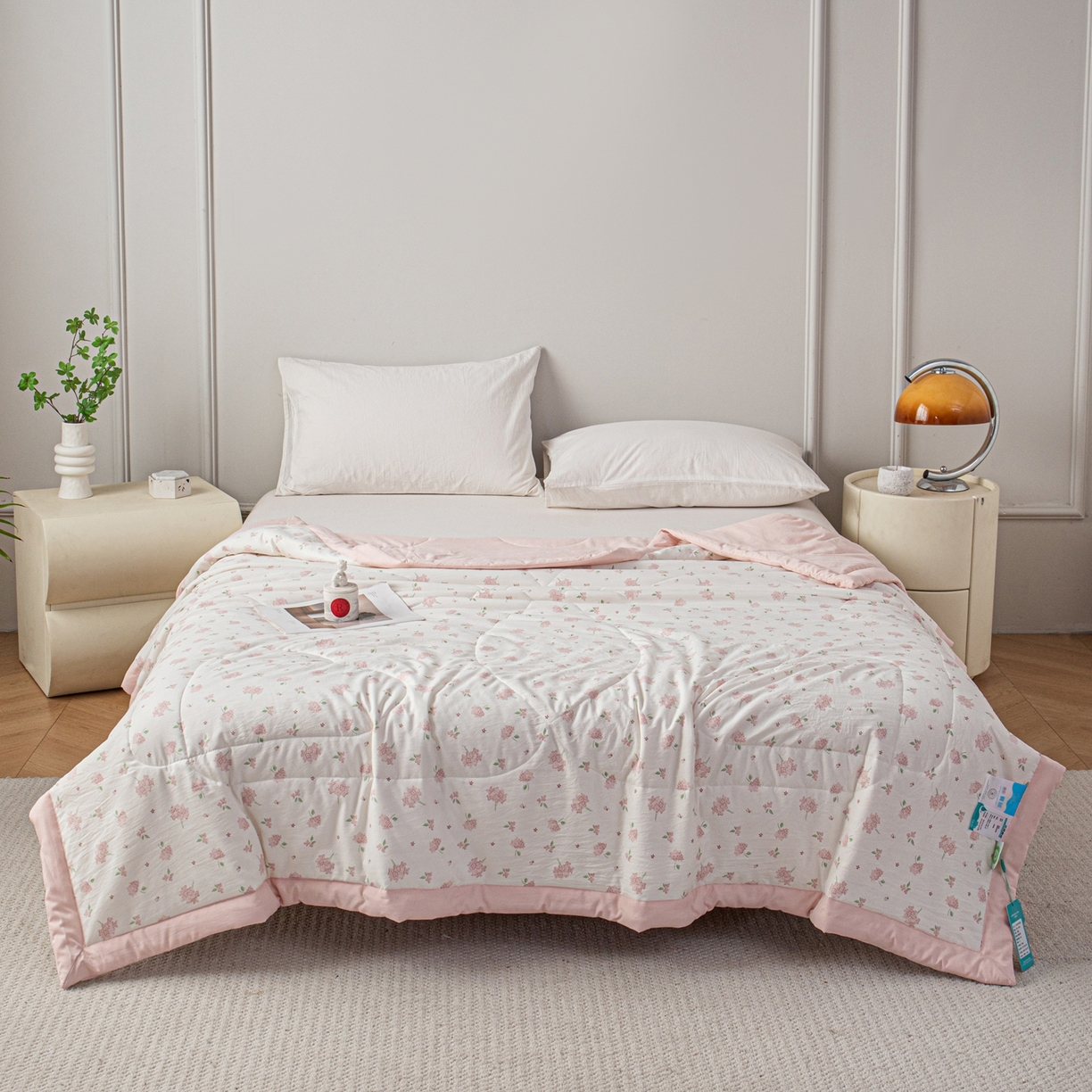 91家纺网 家纺一手货源 找家纺 亿莱鑫 2026新款时尚优棉夏被夏凉被空调被 浪漫花语