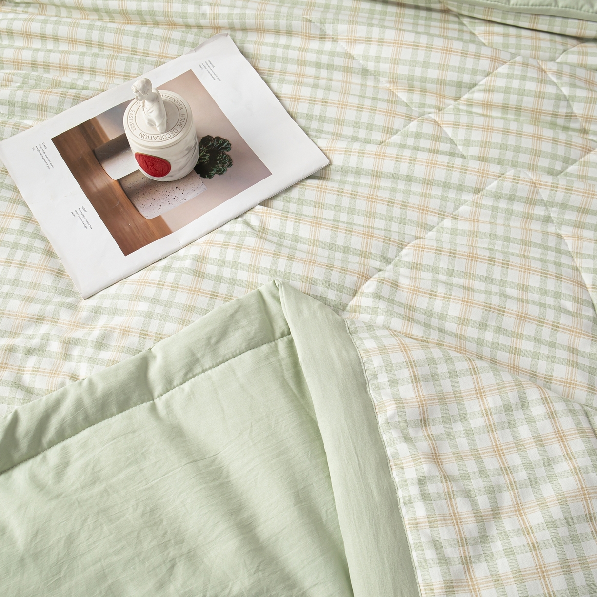 91家纺网 家纺一手货源 找家纺 亿莱鑫 2026新款时尚优棉夏被夏凉被空调被 绿小格