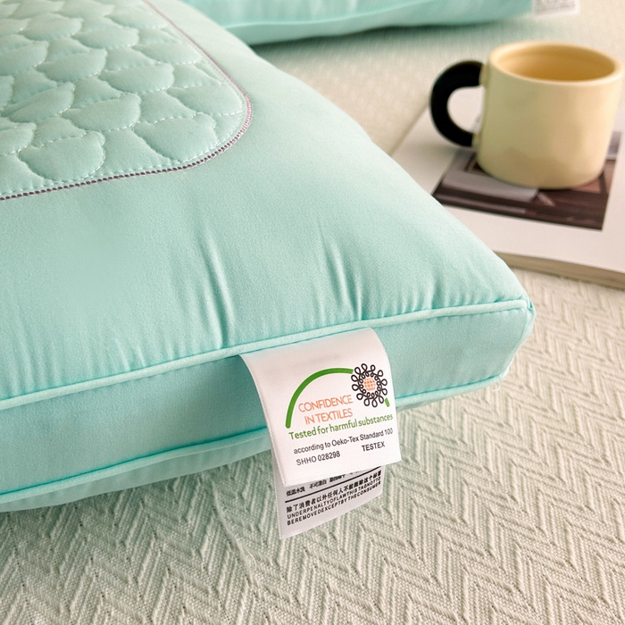 91家纺网 家纺一手货源 找家纺 浩宇家纺 2026新款熊猫熊有成竹枕头枕芯成人家用舒适定型护颈款6317 绿色