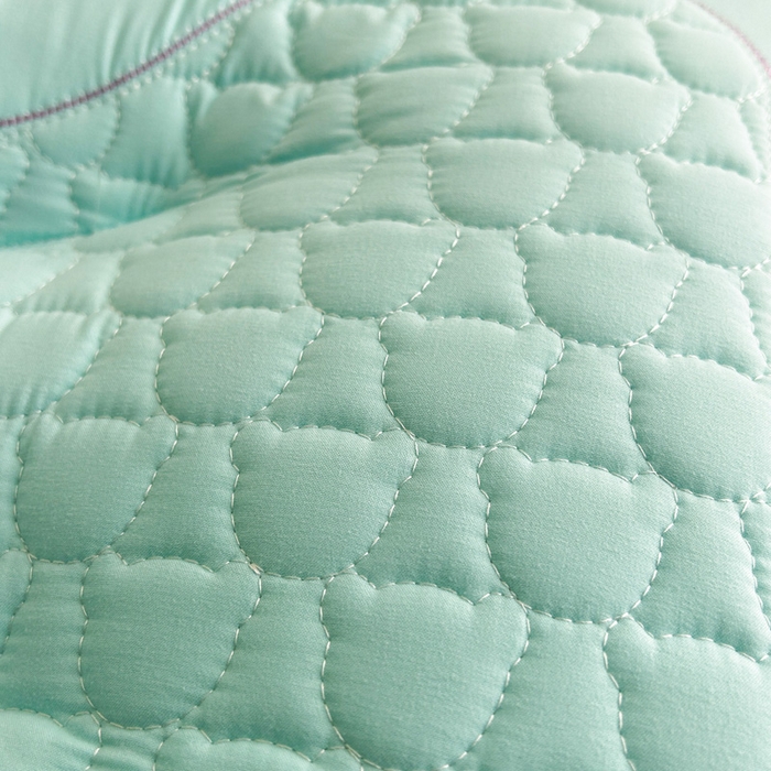 91家纺网 家纺一手货源 找家纺 浩宇家纺 2026新款熊猫熊有成竹枕头枕芯成人家用舒适定型护颈款6317 绿色