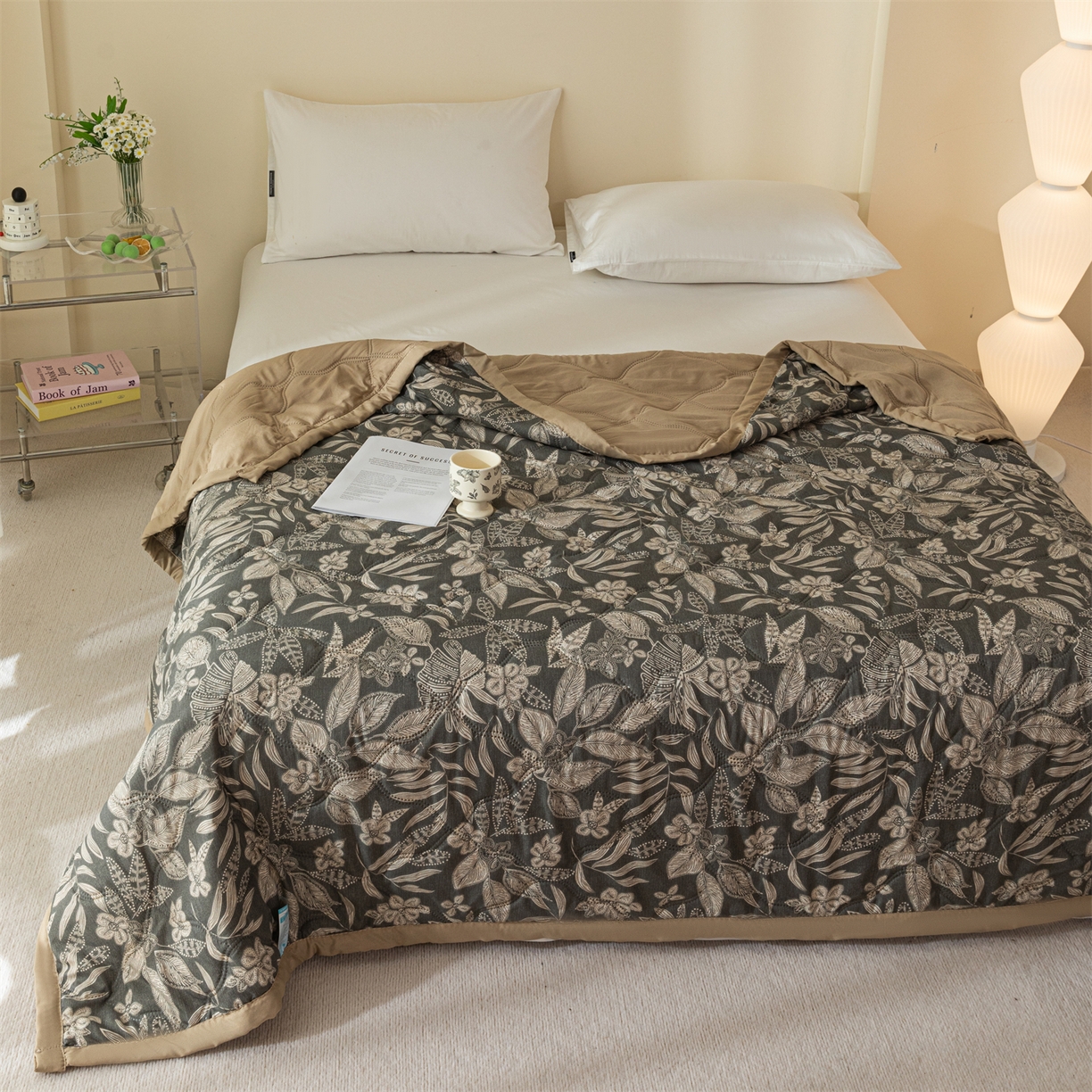 91家纺网 家纺一手货源 找家纺  梵心家纺 2026新款磨毛印花水洗棉夏被夏凉被空调被TEMU跨境爆款被子 墨叶