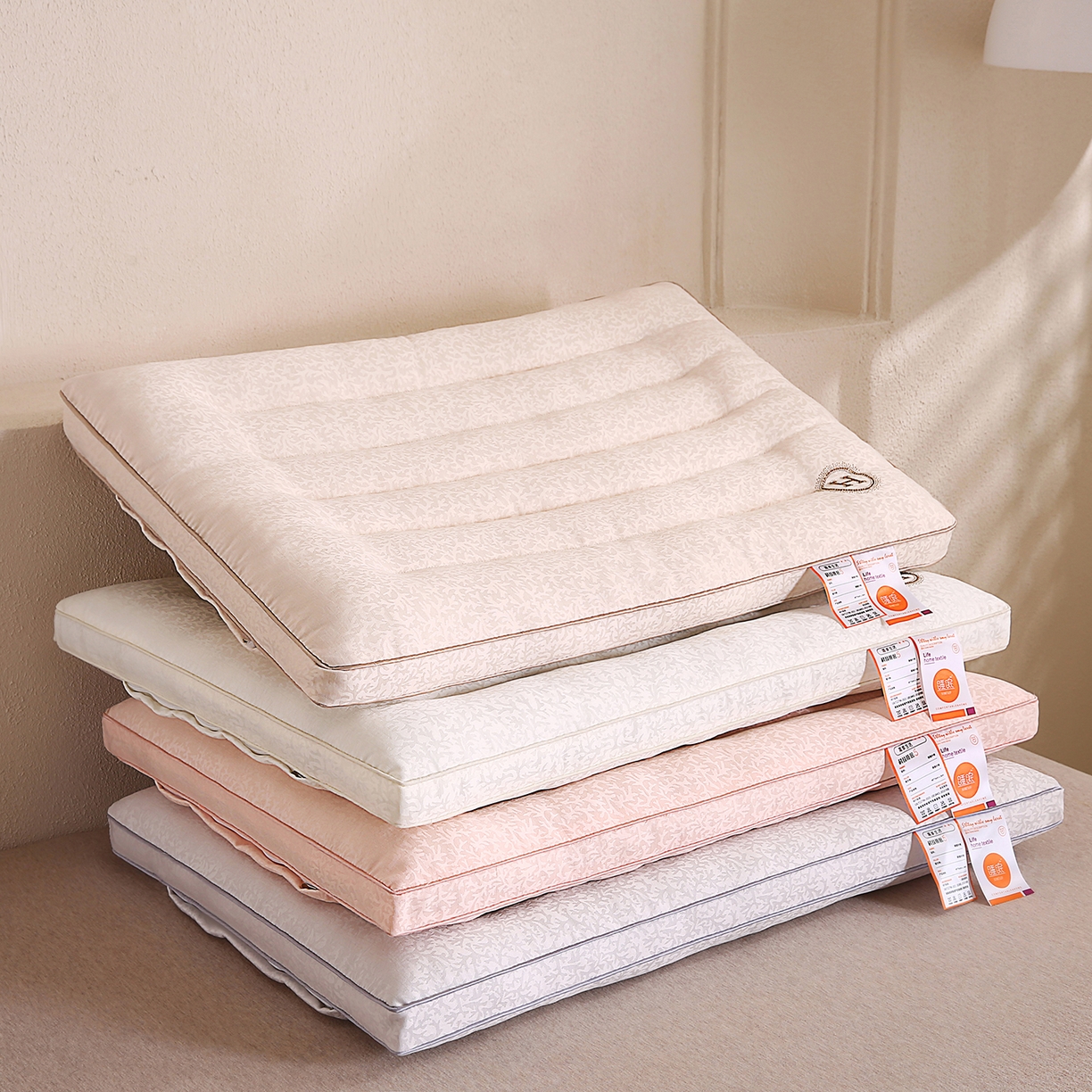 91家纺网 家纺一手货源 找家纺 （总）浩宇家纺 2025新款航空舱乳胶枕枕头直播爆款护颈椎助眠枕芯家用舒适款枕皮枕壳批发