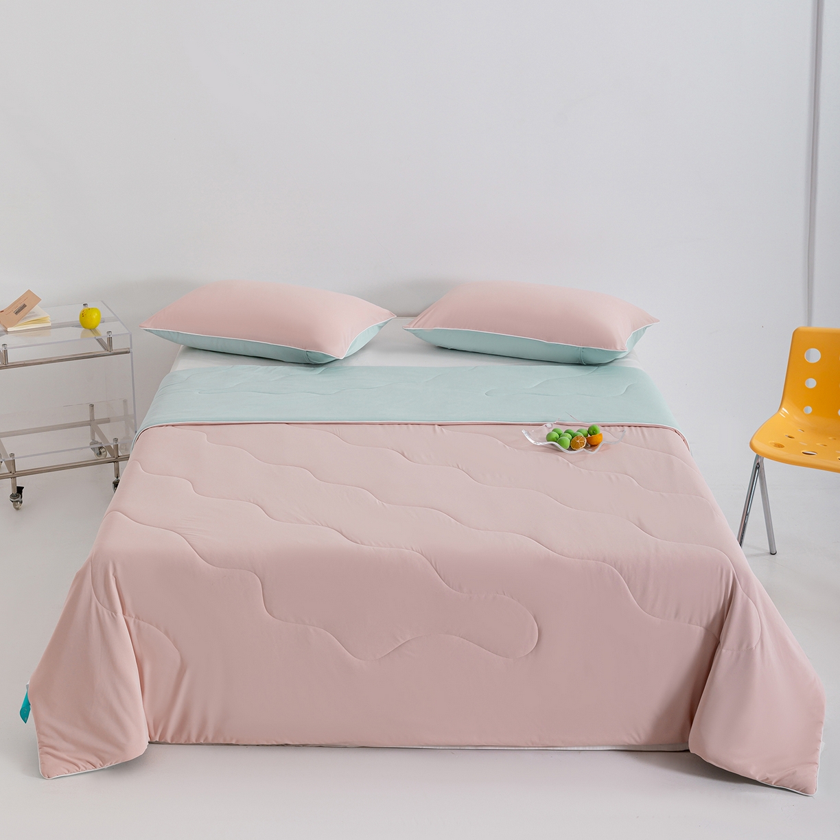 91家纺网 家纺一手货源 找家纺 梵心家纺 2026新款凉感A类氨纶凉感丝夏被（10%氨纶）空调被大豆夏凉被 白桃粉+海风兰