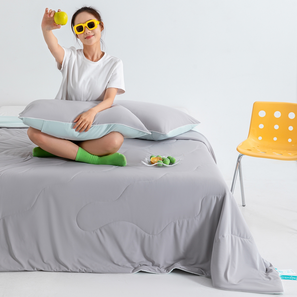 91家纺网 家纺一手货源 找家纺 梵心家纺 2026新款凉感A类氨纶凉感丝夏被（10%氨纶）空调被大豆夏凉被 珍珠灰+水蓝