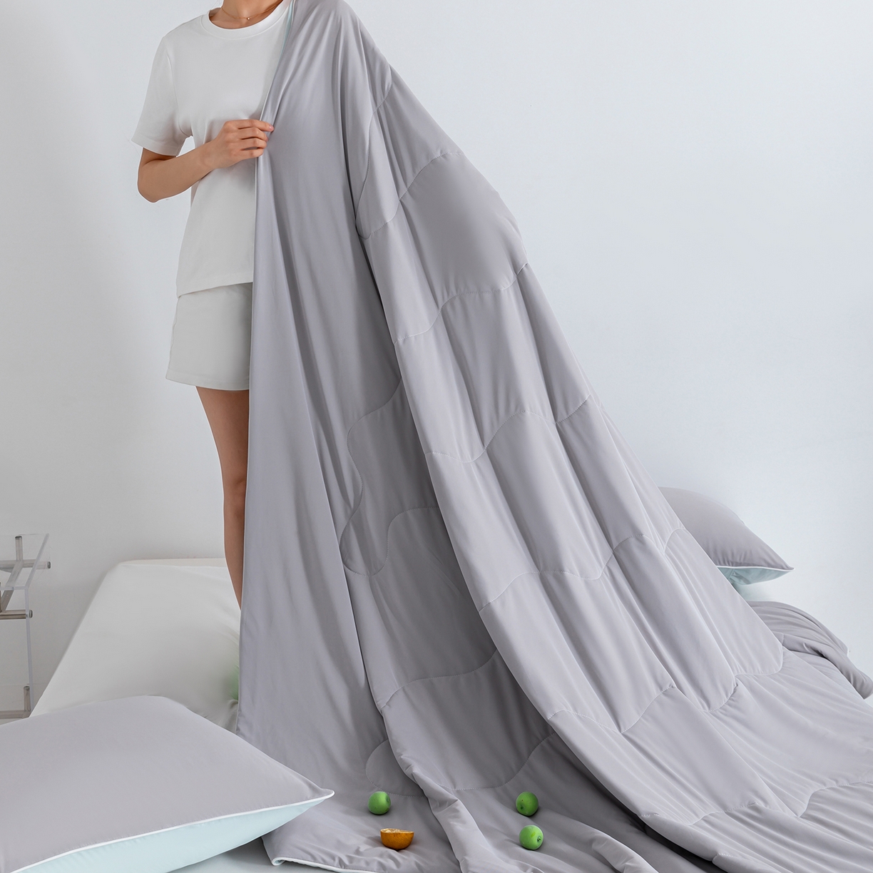 91家纺网 家纺一手货源 找家纺 梵心家纺 2026新款凉感A类氨纶凉感丝夏被（10%氨纶）空调被大豆夏凉被 珍珠灰+水蓝