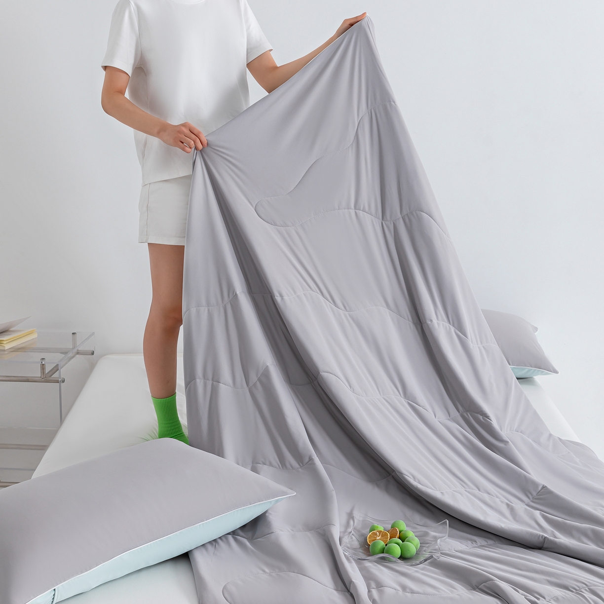 91家纺网 家纺一手货源 找家纺 梵心家纺 2026新款凉感A类氨纶凉感丝夏被（10%氨纶）空调被大豆夏凉被 珍珠灰+水蓝