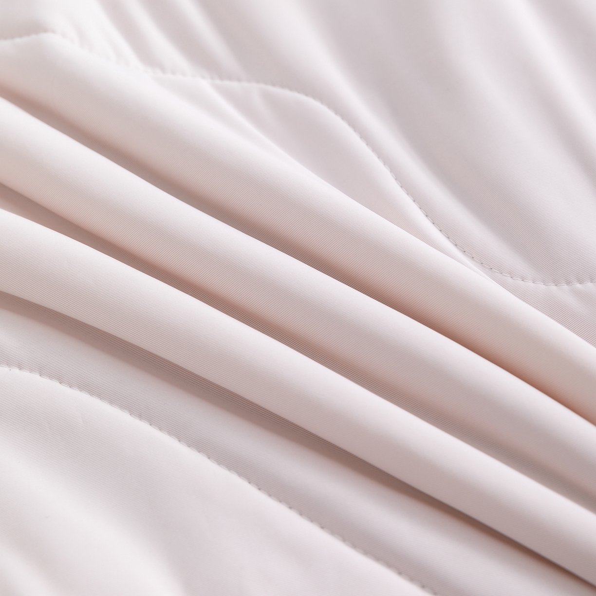 91家纺网 家纺一手货源 找家纺 梵心家纺 2026新款凉感A类氨纶凉感丝夏被（10%氨纶）空调被大豆夏凉被 冰莓粉+浅蓝