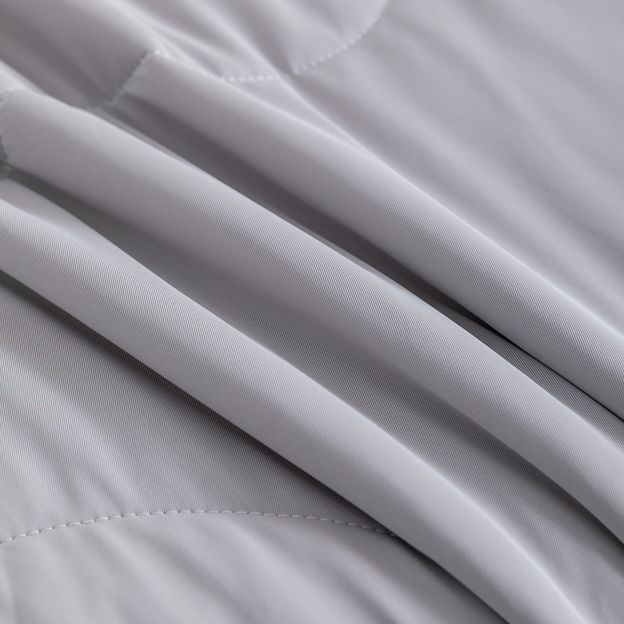 91家纺网 家纺一手货源 找家纺 梵心家纺 2026新款凉感A类氨纶凉感丝夏被（10%氨纶）空调被大豆夏凉被 珍珠灰+水蓝