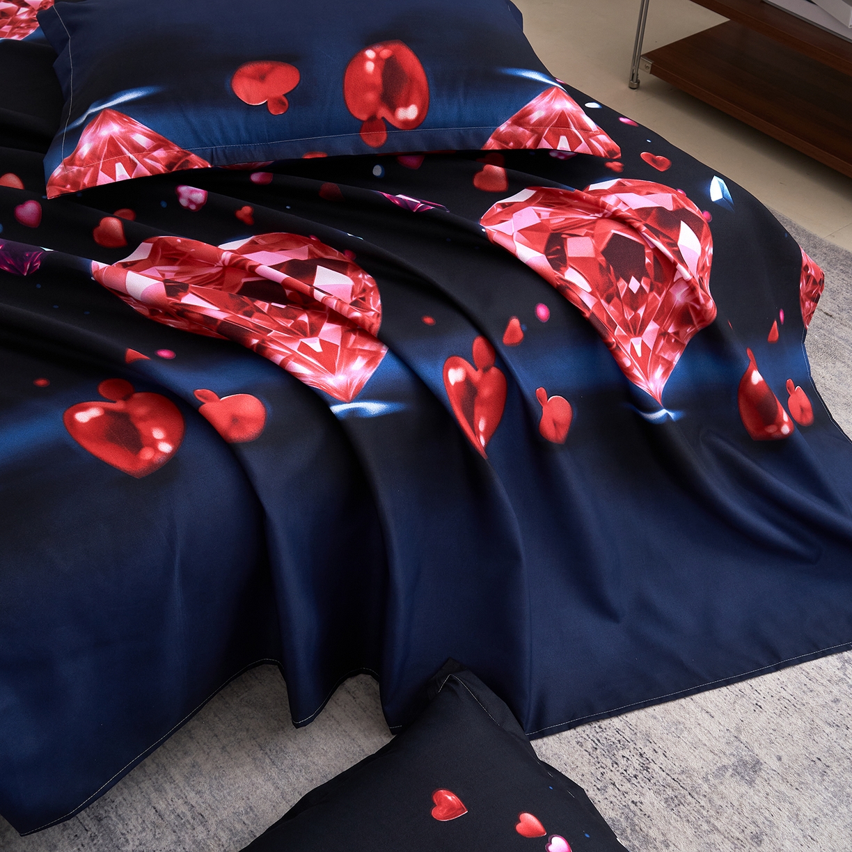 91家纺网 家纺一手货源 找家纺 馨乐家纺 2026新款亲肤舒适印花单床单 心相恋