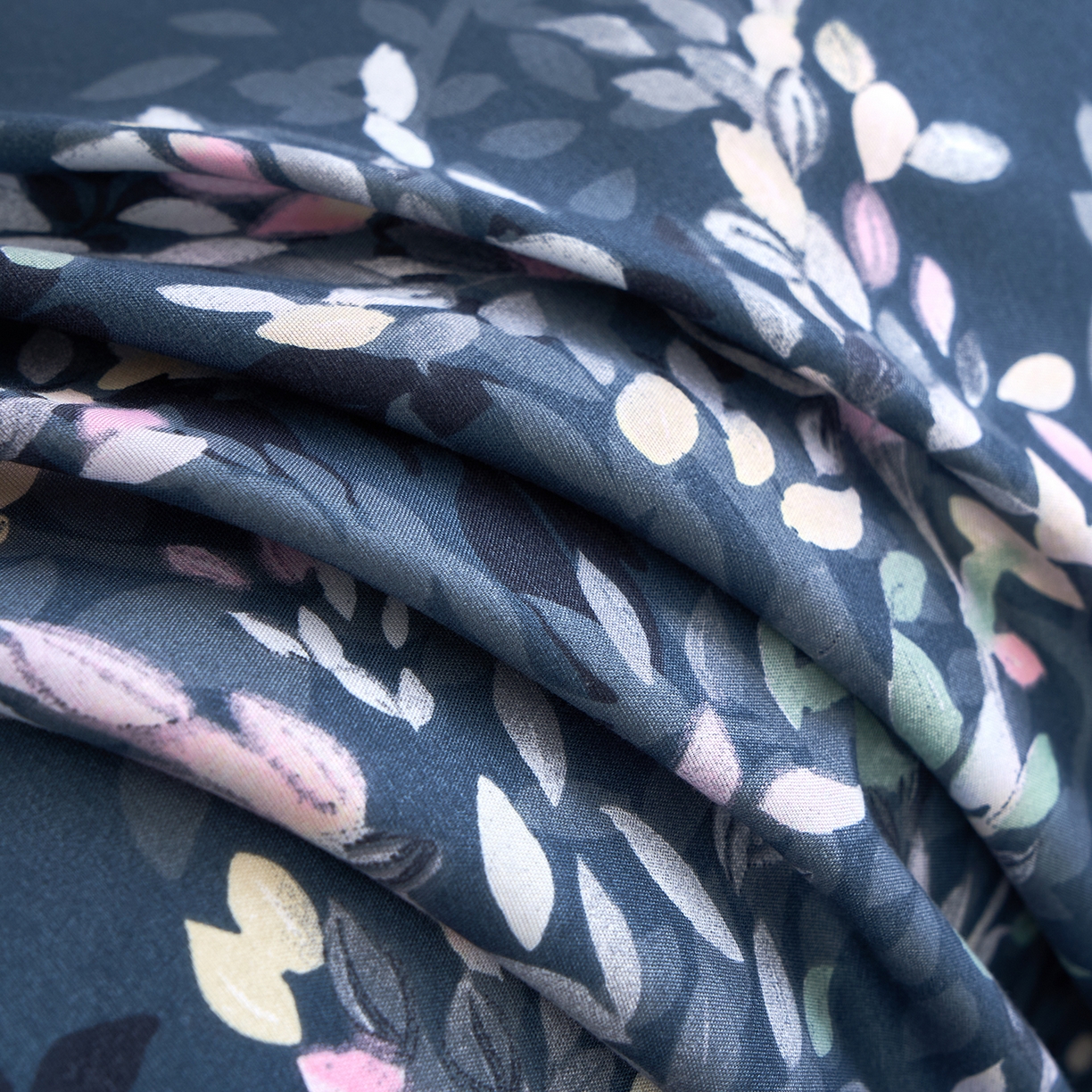 91家纺网 家纺一手货源 找家纺 馨乐家纺 2026新款亲肤舒适印花单床单 海棠