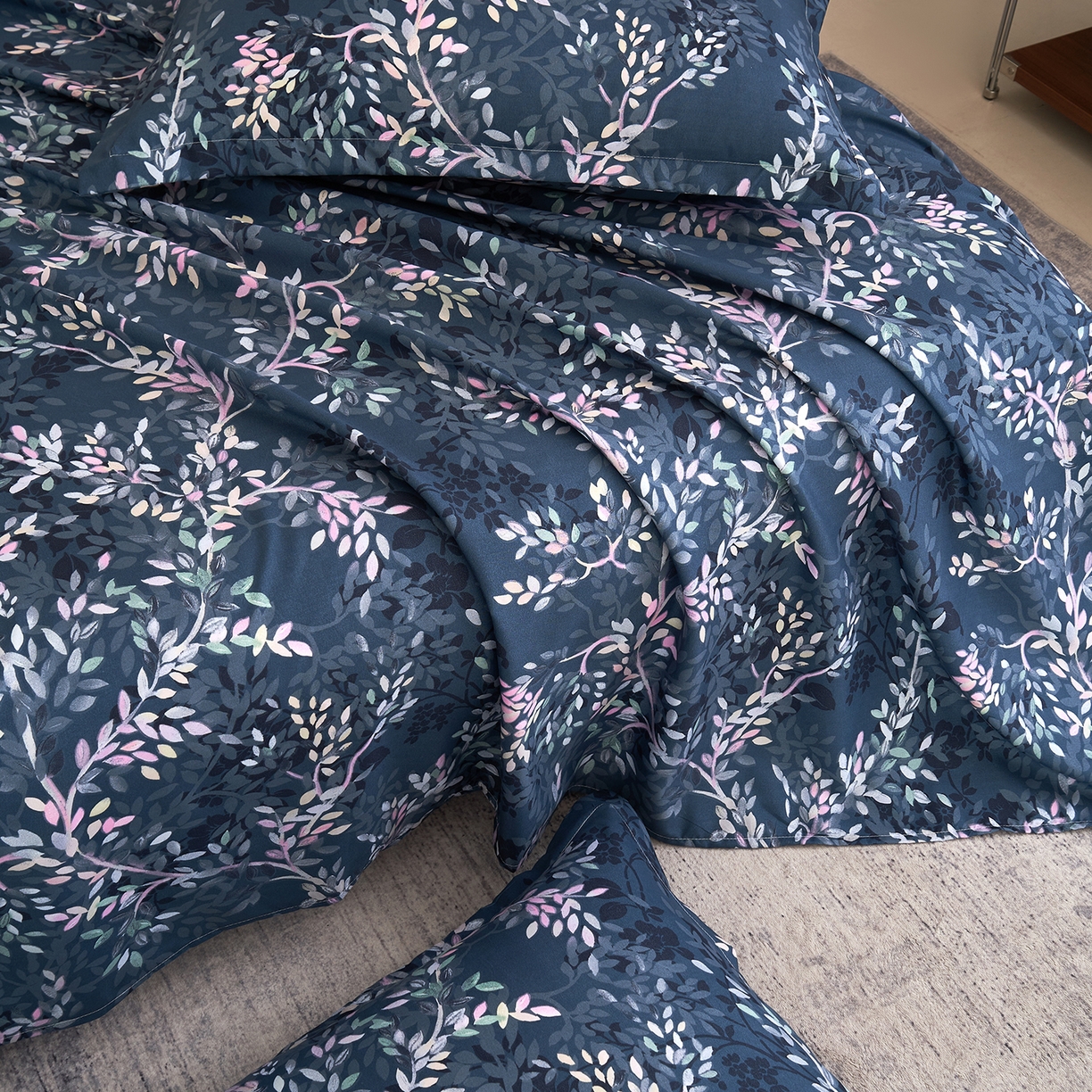 91家纺网 家纺一手货源 找家纺 馨乐家纺 2026新款亲肤舒适印花单床单 海棠