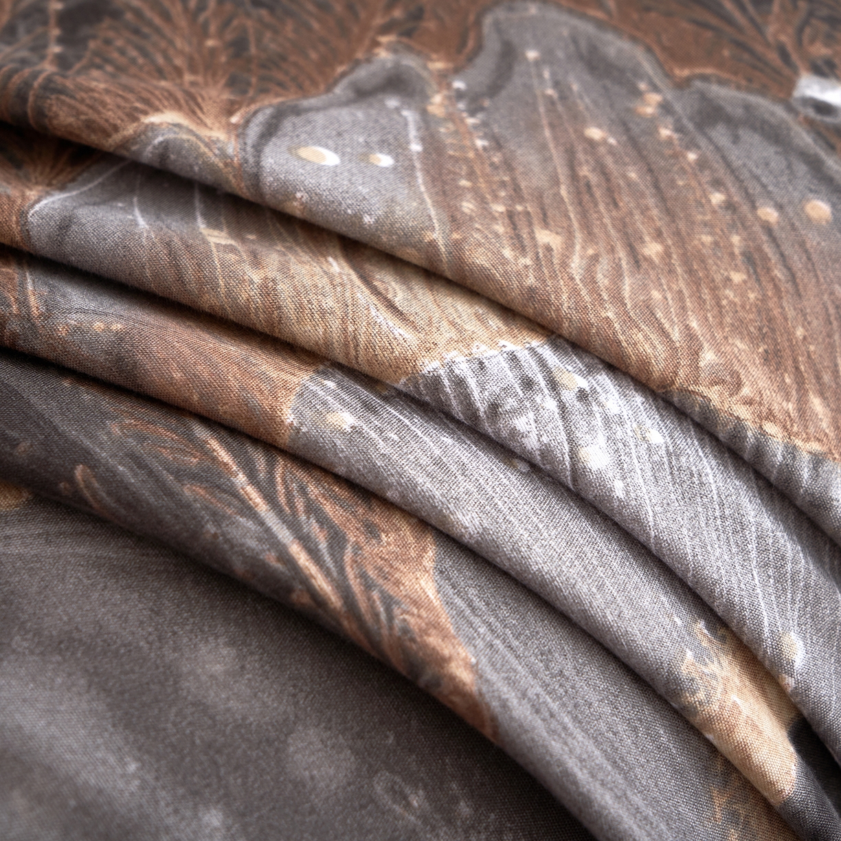 91家纺网 家纺一手货源 找家纺 馨乐家纺 2026新款亲肤舒适印花单床单 云听若舞