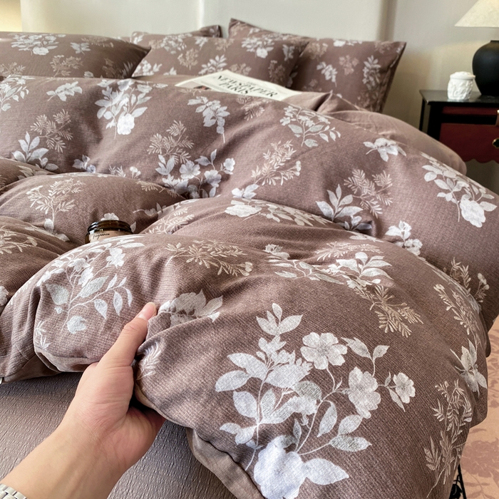 91家纺网 家纺一手货源 找家纺 红日子纺织品 2026春夏云感复古+小清新皱皱纱四件套 锦绣-卡