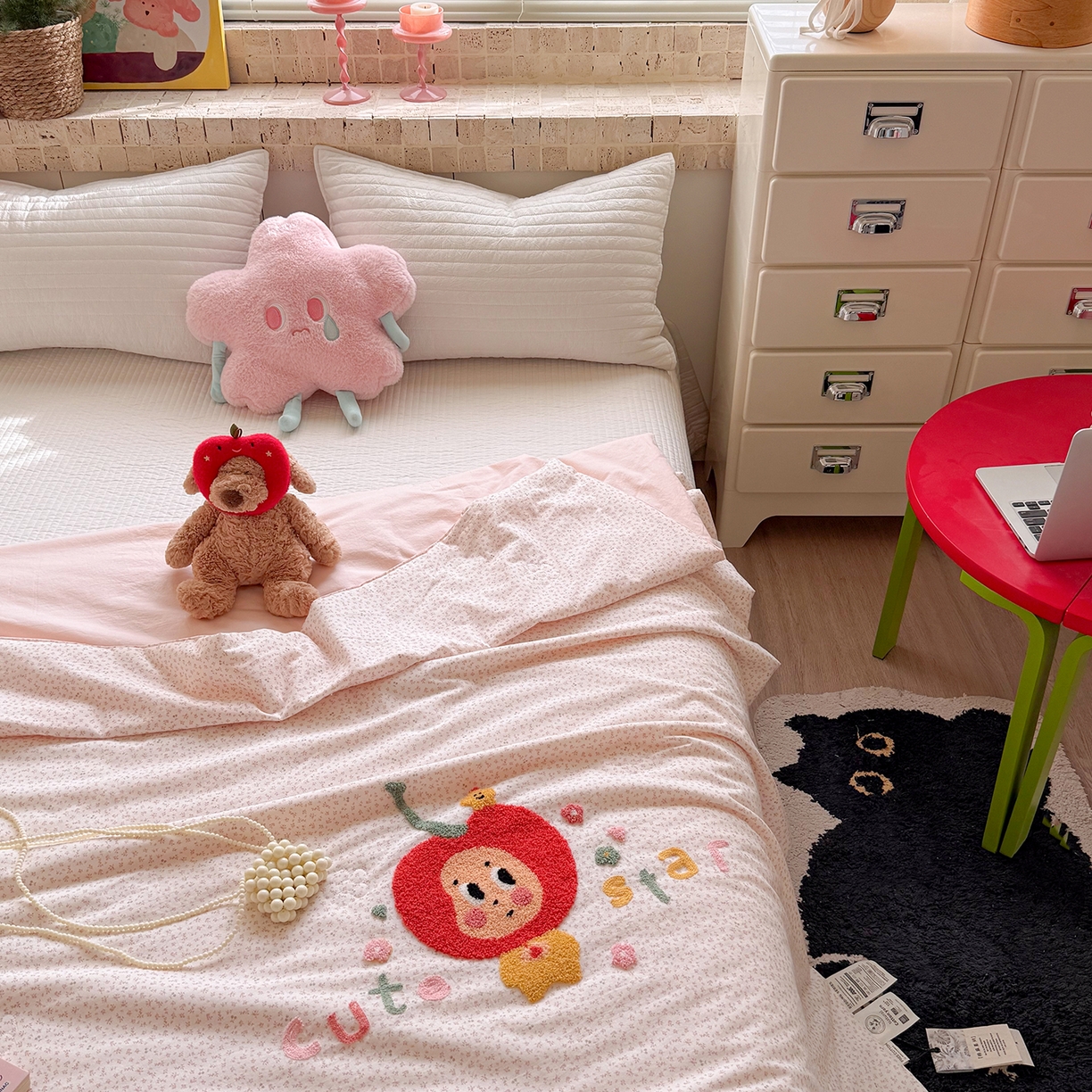 91家纺网 家纺一手货源 找家纺 有货 2026新款棉麻提花印花毛巾绣夏被春秋被被子被芯-甜趣 樱桃娃娃