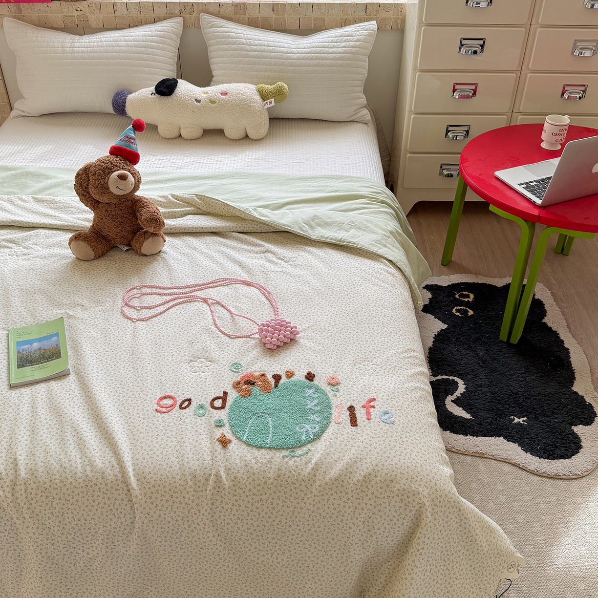 91家纺网 家纺一手货源 找家纺 有货 2026新款棉麻提花印花毛巾绣夏被春秋被被子被芯-甜趣 青苹果熊