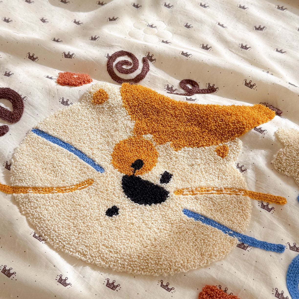 91家纺网 家纺一手货源 找家纺 有货 2026新款棉麻提花印花毛巾绣夏被春秋被被子被芯-甜趣 香蕉猫