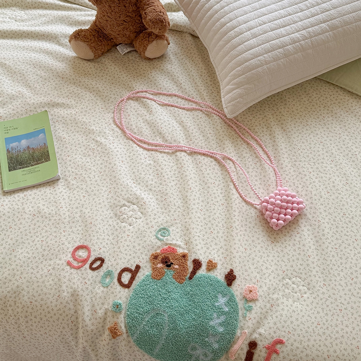 91家纺网 家纺一手货源 找家纺 有货 2026新款棉麻提花印花毛巾绣夏被春秋被被子被芯-甜趣 青苹果熊