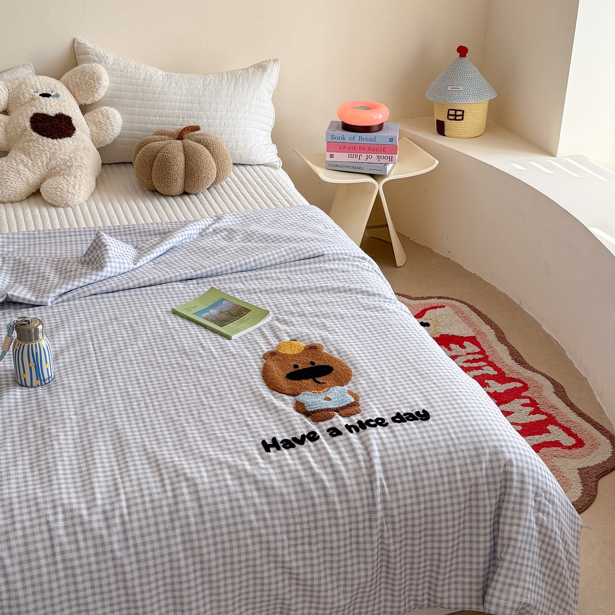 91家纺网 家纺一手货源 找家纺 有货 2026新款全棉双层纱毛巾绣夏被春秋被被子被芯-森林萌宠 佛系水豚