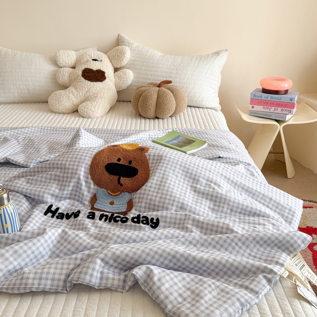 91家纺网 家纺一手货源 找家纺 有货 2026新款全棉双层纱毛巾绣夏被春秋被被子被芯-森林萌宠 佛系水豚